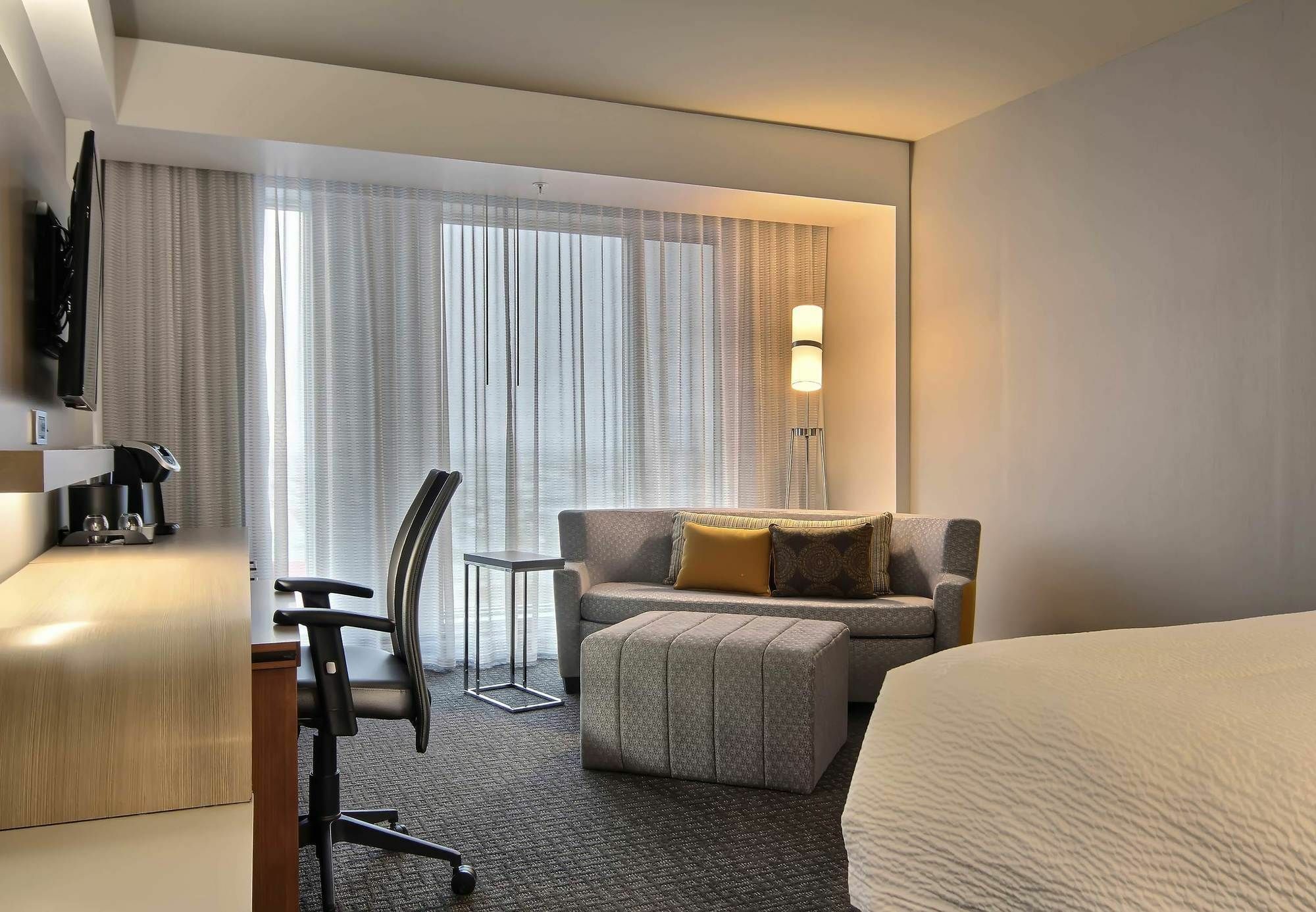 Courtyard By Marriott Quebec City Quebeque Exterior foto
